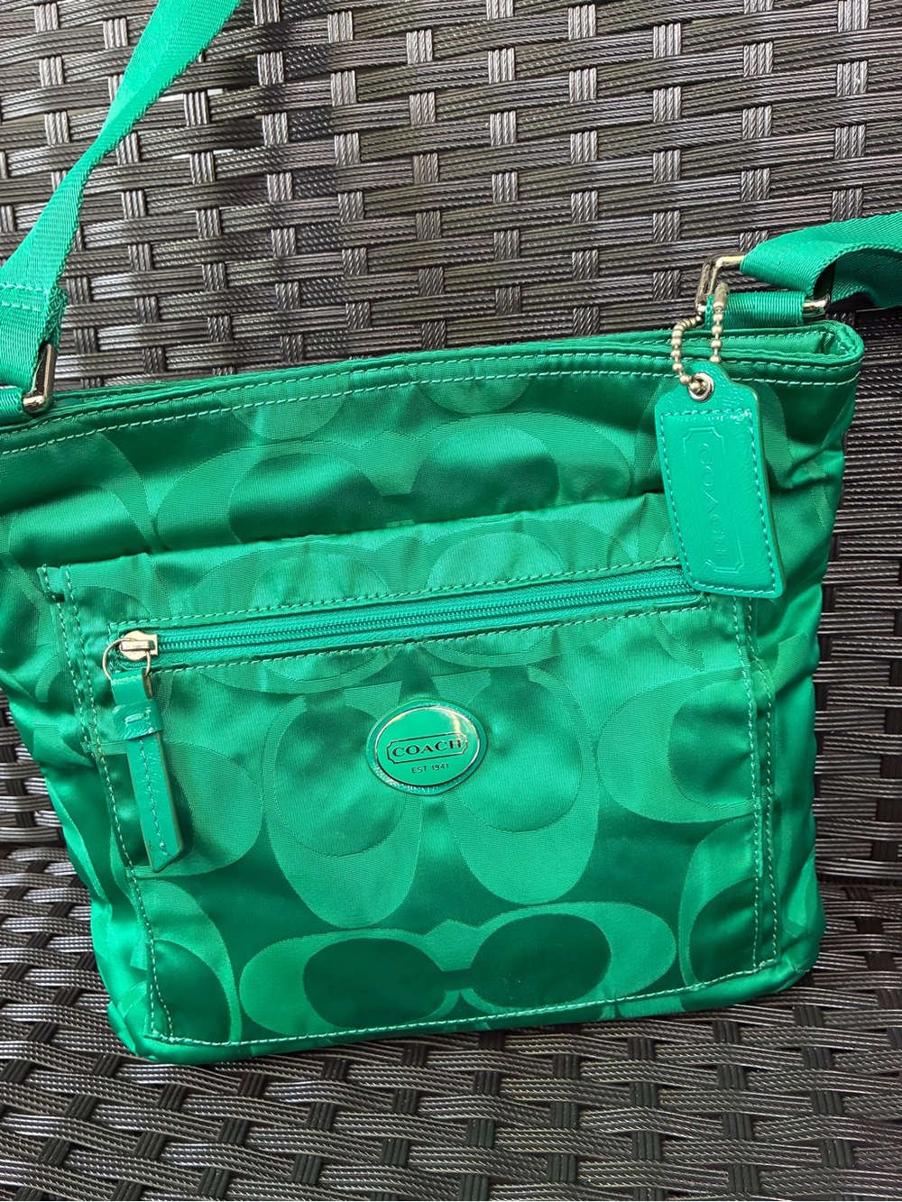 Coach Green Signature Crossbody Bag with Logo Accent - Picture 5 of 12